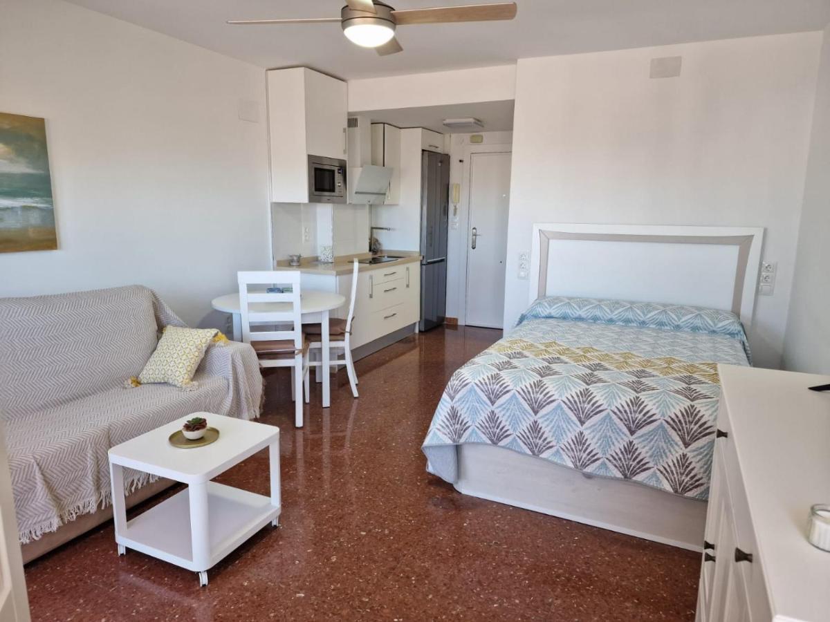Apartamento Sereva Plazamar Torre Del Mar Esterno foto