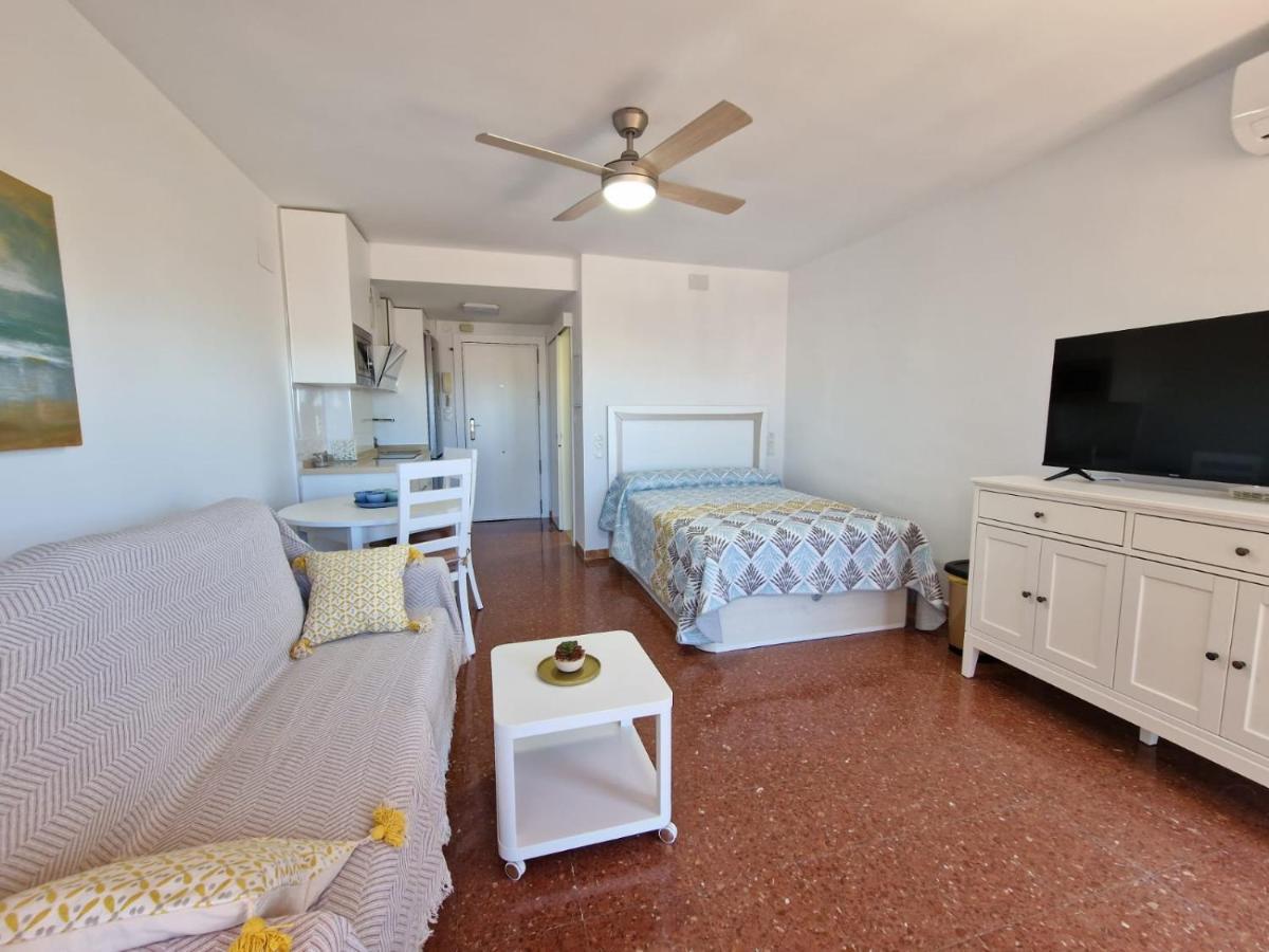 Apartamento Sereva Plazamar Torre Del Mar Esterno foto